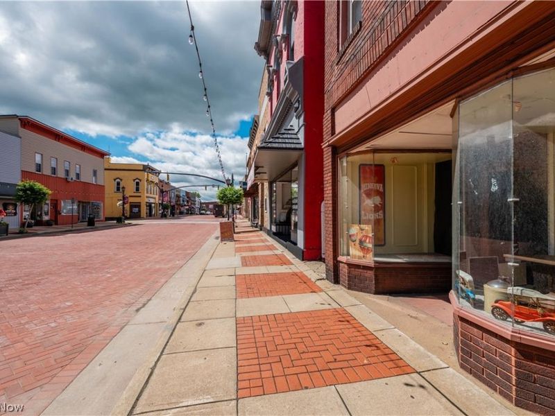 212 N Market Street, Minerva, OH 44657 Photo 3