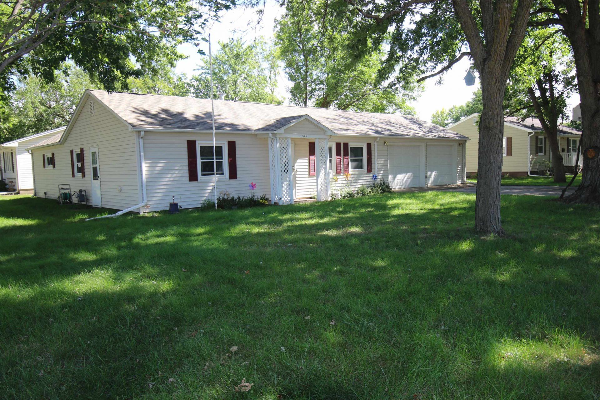 1512 M Ave, Milford, IA 51351 Main Photo