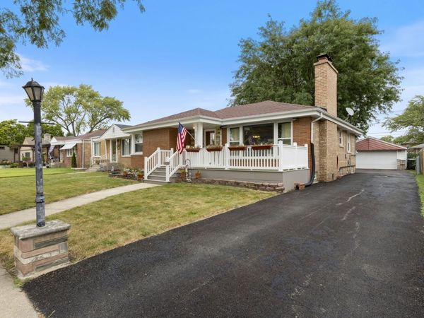 9643 S Richmond Avenue , Evergreen Park, IL 60805