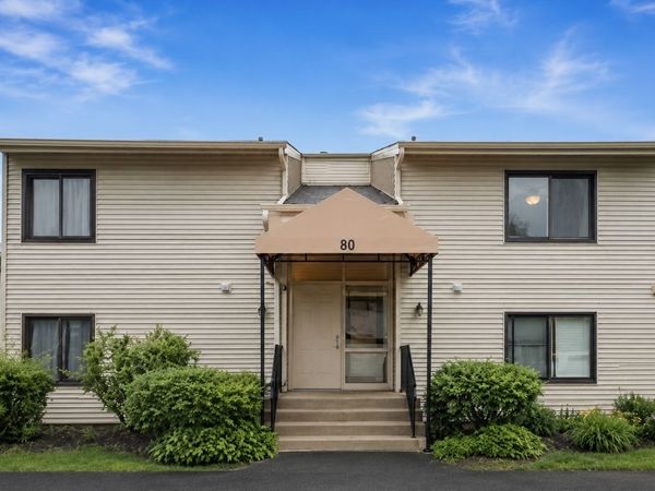 80 Commonwealth Court , Unit 3, Vernon Hills, IL 60061
