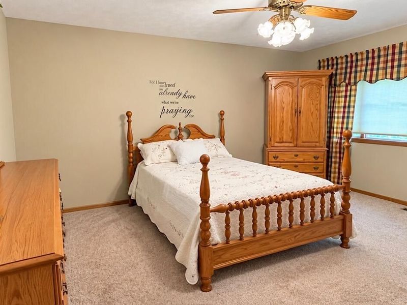 3060 E Brixton Drive, Springfield, OH 45503 Photo 13