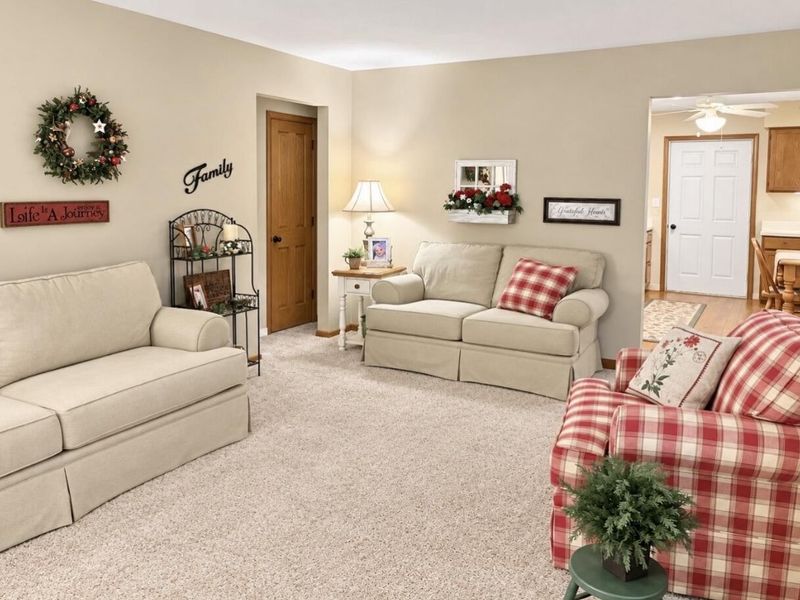 3060 E Brixton Drive, Springfield, OH 45503 Photo 7