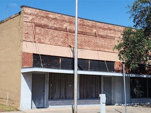 205 S Lamar Street , Eastland, TX 76448