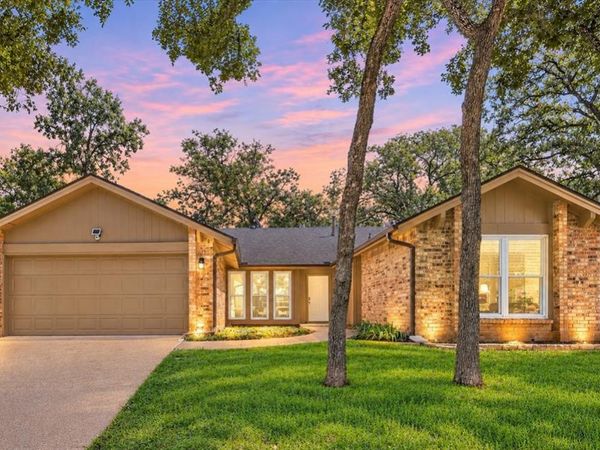 3400 Pecan Circle, Bedford, TX 76021