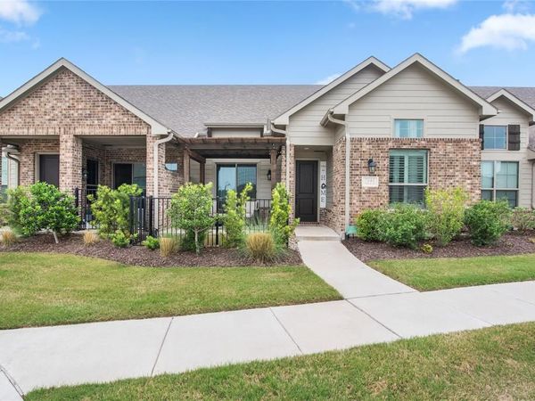 2644 Chardonnay Court , Grand Prairie, TX 75054