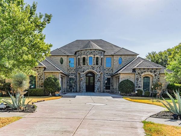 1552 Cypress Bend Drive, Cedar Hill, TX 75104