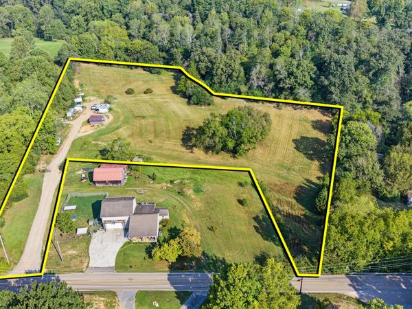 3510 Guinn Rd, Knoxville, TN 37931