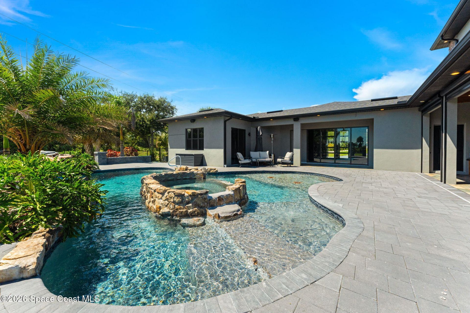 2453 Westhorpe Drive , Malabar, FL 32950 Photo