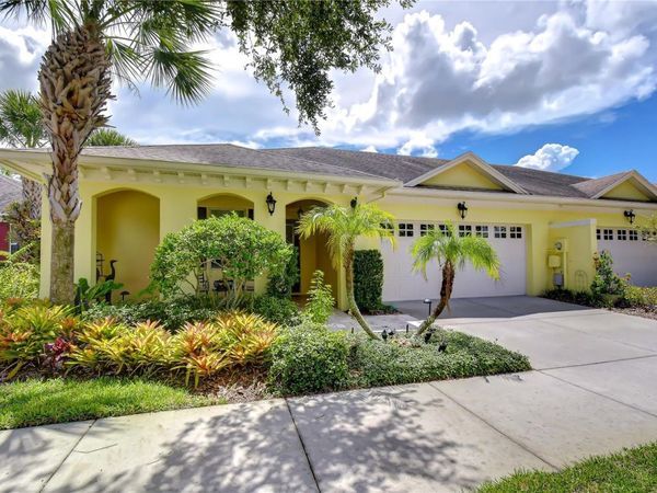 6810 MUNCASTER COURT , TAMPA, FL 33625