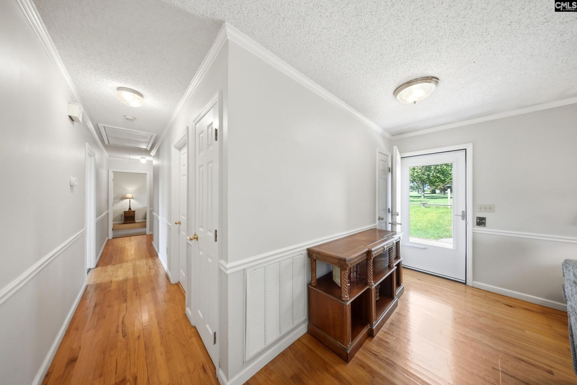 401 Addison Road  Photo 17