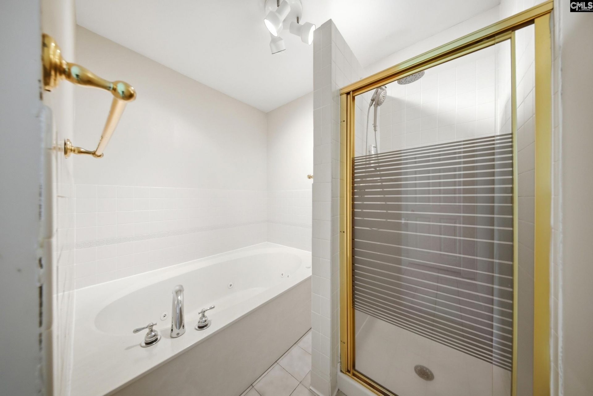401 Addison Road  Photo 21