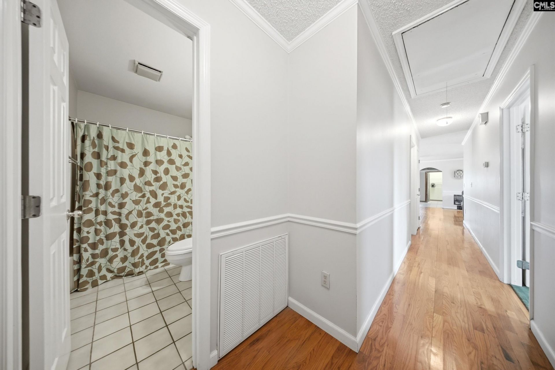 401 Addison Road  Photo 22