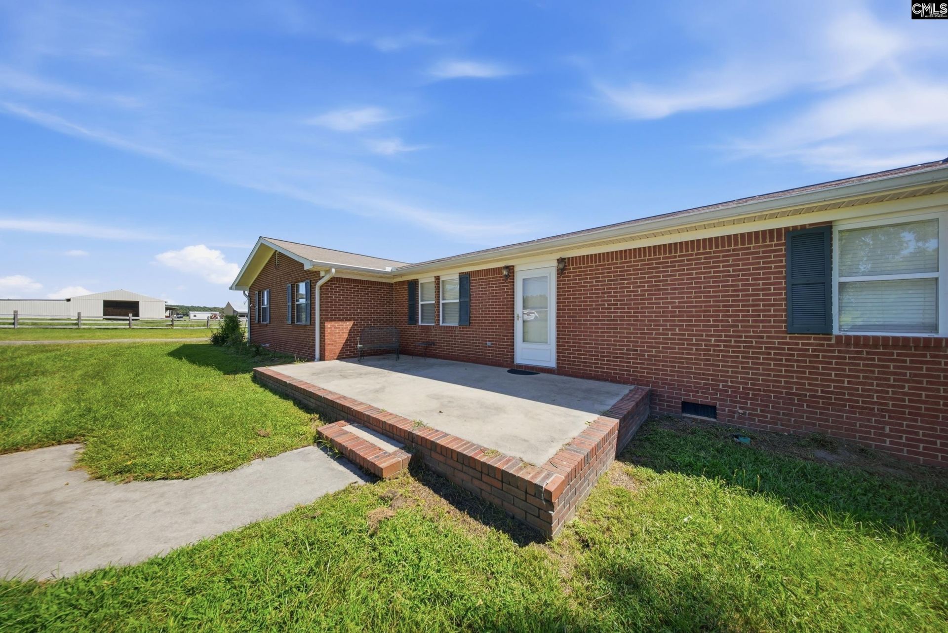 401 Addison Road  Photo 33
