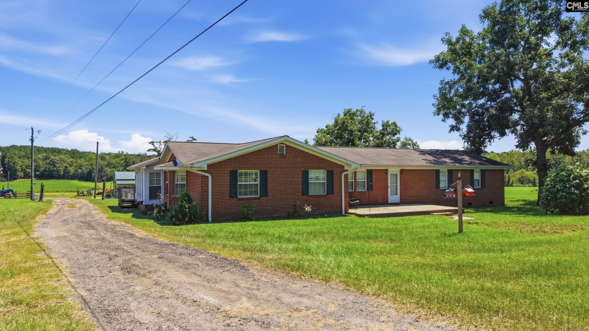401 Addison Road  Photo 5