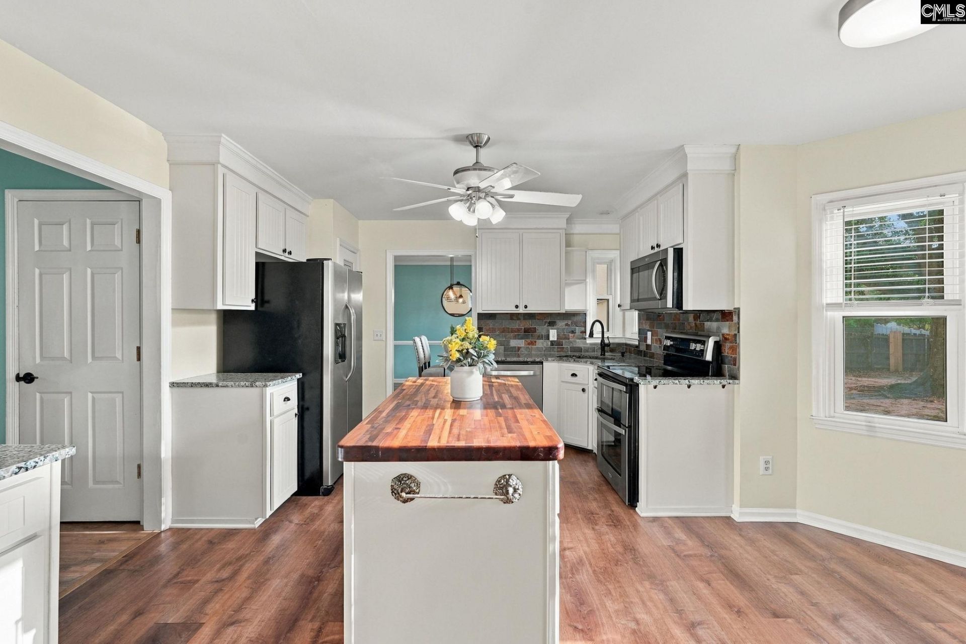 233 Crown Point Road Photo 17