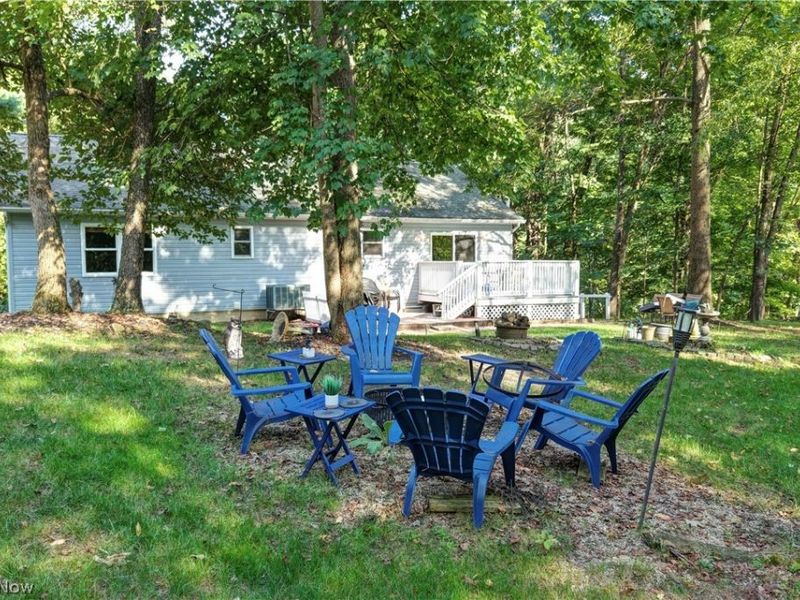 668 Floral Valley Drive E, Howard, OH 43028 Photo 14