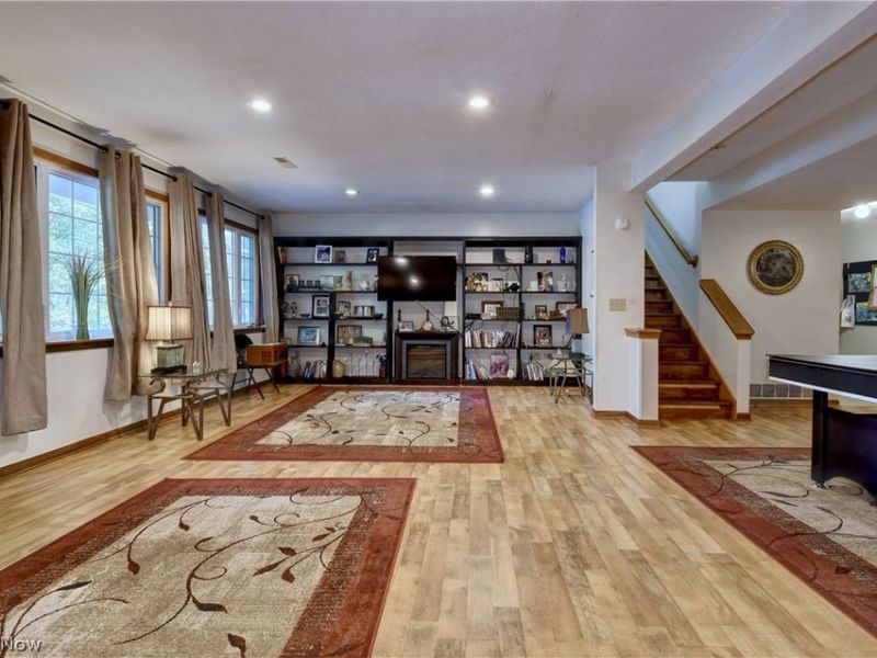 668 Floral Valley Drive E, Howard, OH 43028 Photo 39