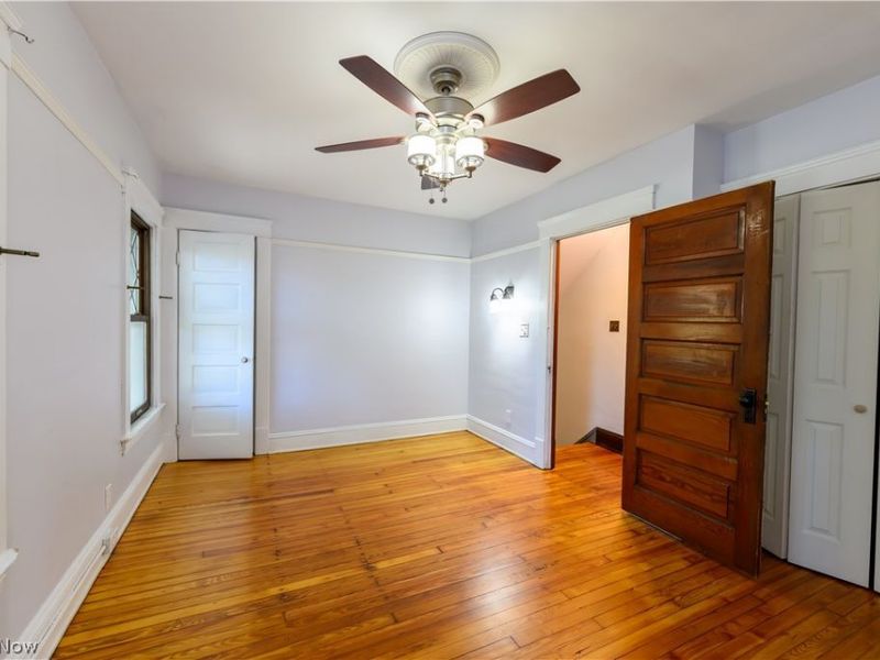 4209 Woodbine Avenue, Cleveland, OH 44113 Photo 17