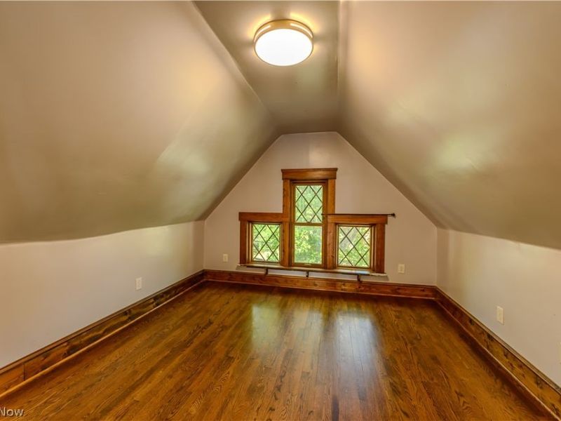 4209 Woodbine Avenue, Cleveland, OH 44113 Photo 31