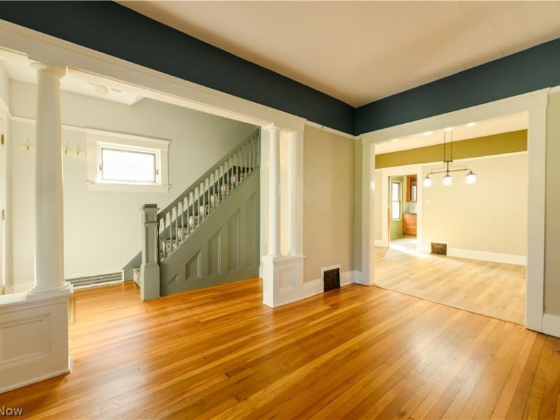 4209 Woodbine Avenue, Cleveland, OH 44113 Photo 4