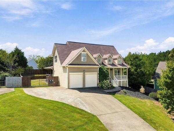 424 Arbor Hills Road N, Talking Rock, GA 30175
