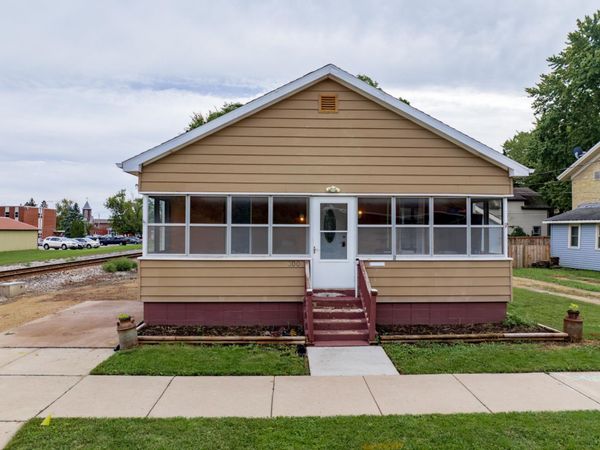 300 Elm Street, Mauston, WI 53948
