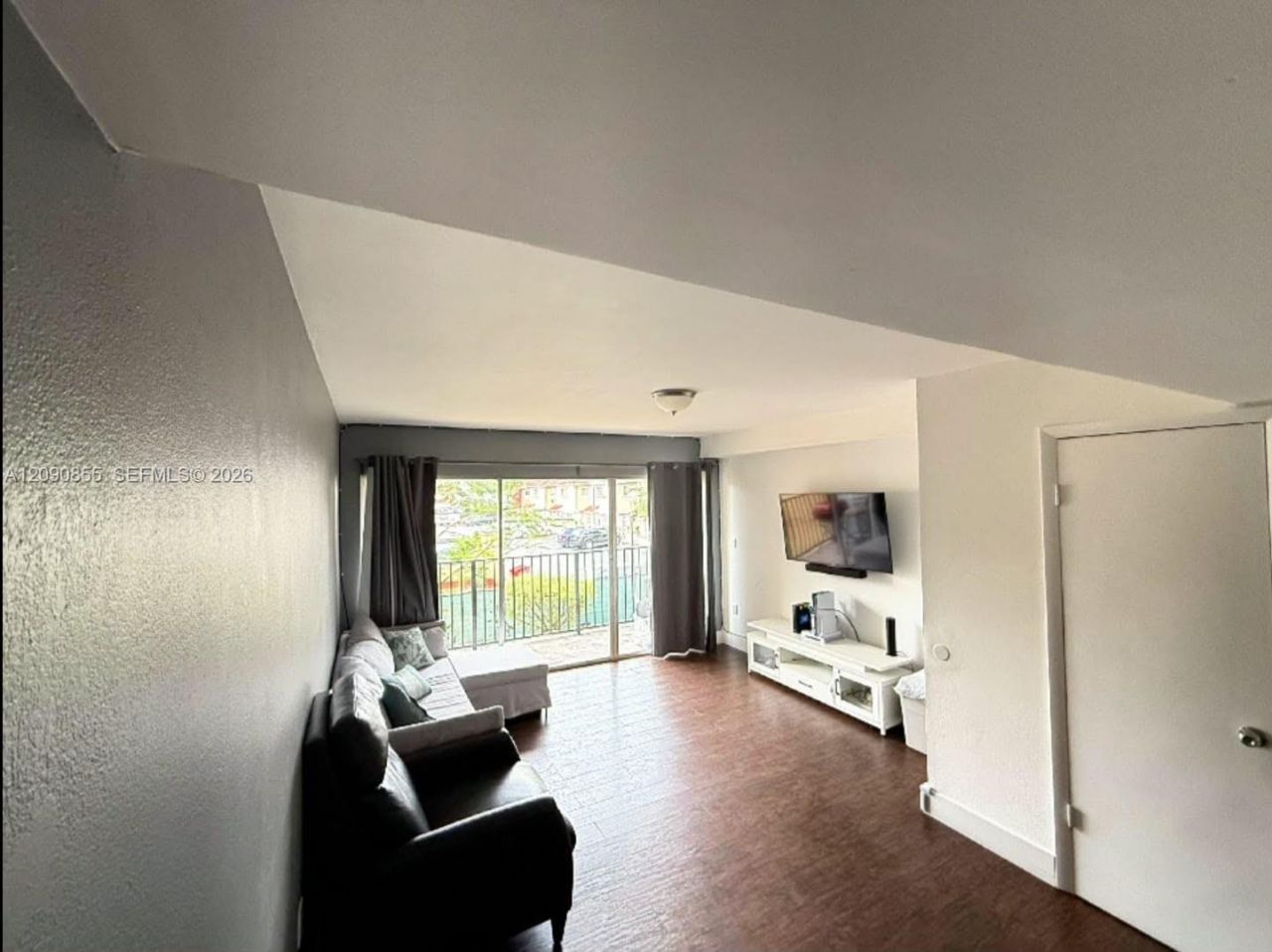 231 NW 109th Ave, Unit 209, Miami, FL 33172 Photo