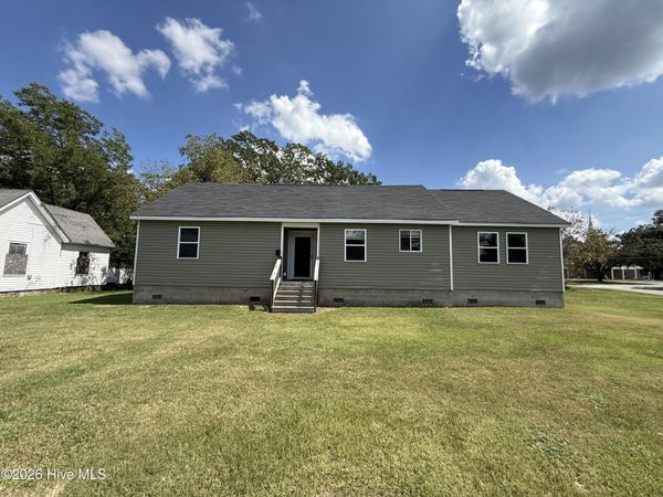 800 E Gordon Street , Kinston, NC 28501