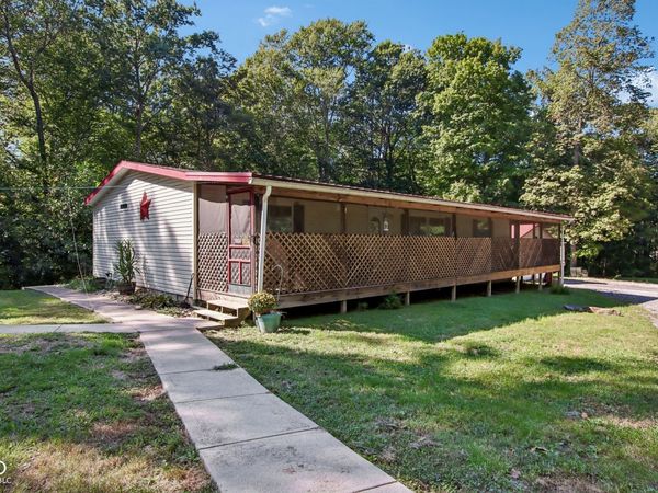 4736 E Mahalasville Road, Morgantown, IN 46160