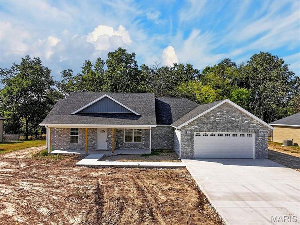 1100 Daytona Drive , Lebanon, MO 65536