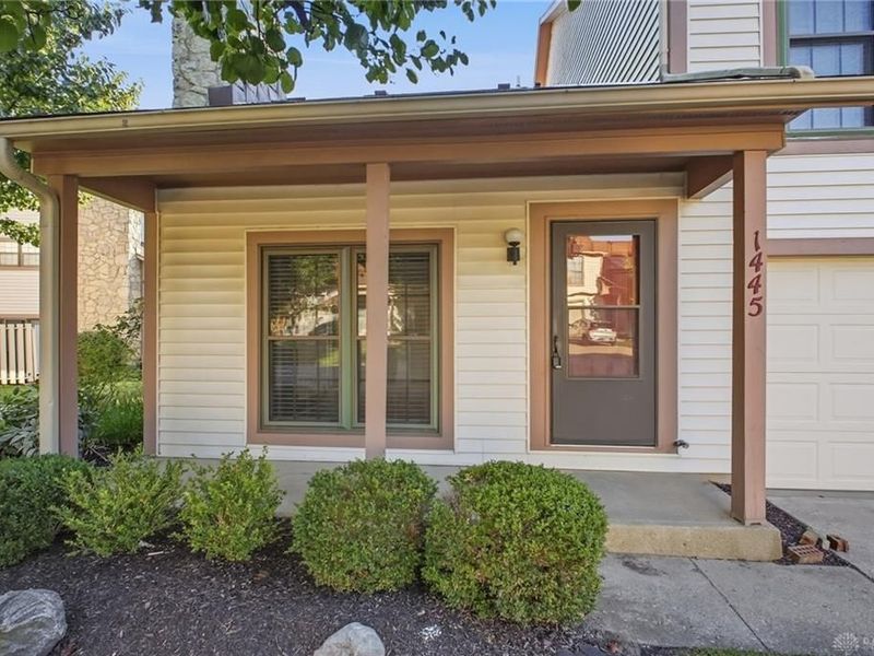 1445 Sanzon Drive, Fairborn, OH 45324 Photo 2