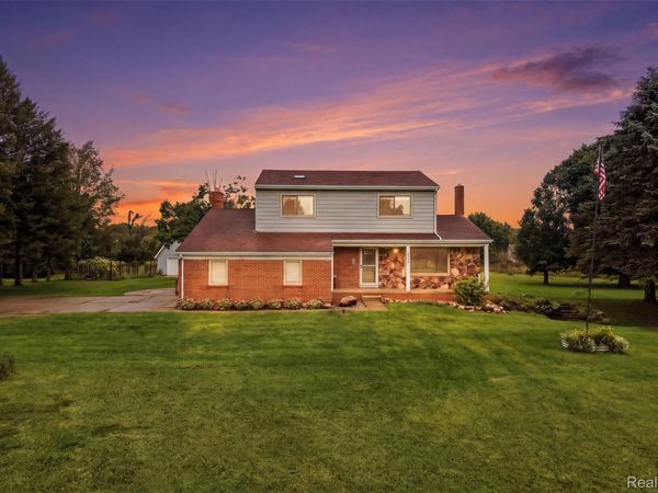 2800 Cedar Valley Drive , Marion Township, Mi 48843