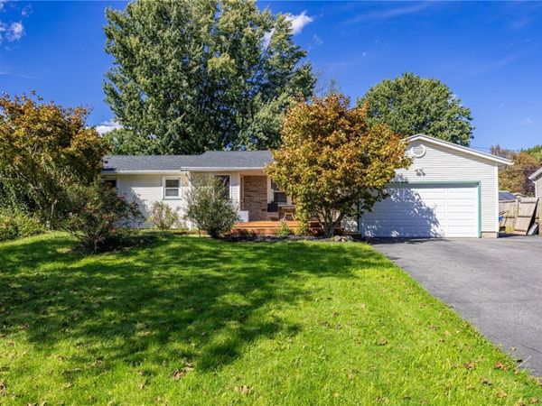 50 Kentwood Drive, Rochester, NY 14626
