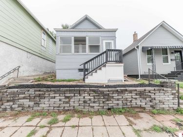 5237 S 21st Street, Omaha, NE 68107