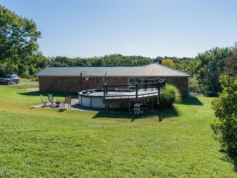 6093 Joliat Avenue, Louisville, OH 44641 Photo 22