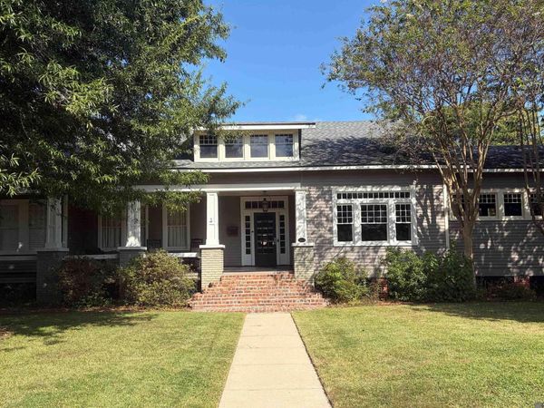 1404 St John St, Lafayette, LA 70506
