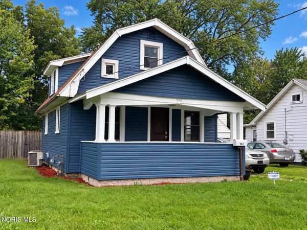 942 Cresceus Road, Oregon, OH 43616