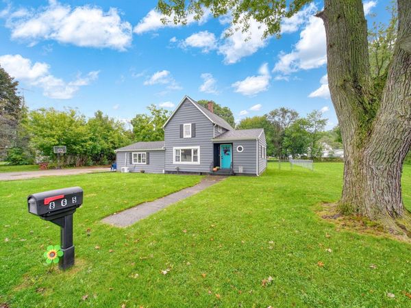 865 Winifred Street, Jackson, MI 49202