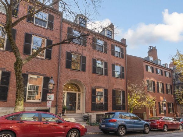 14 Chestnut Street, Unit 4, Boston, MA 02108