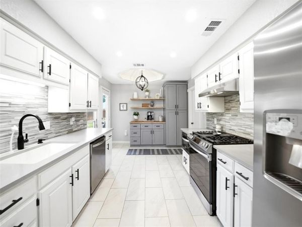 2136 Goldfinch Drive, Lewisville, TX 75077