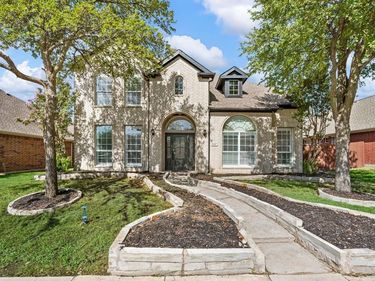 11207 Raveneaux Drive, Frisco, TX 75033