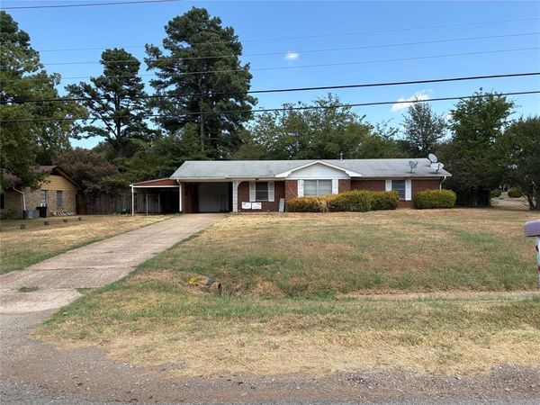 4435 Pine Mill Road , Paris, TX 75460