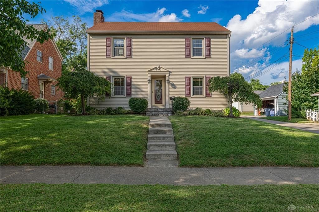 441 Corona Avenue, Oakwood, OH 45419 Main Photo