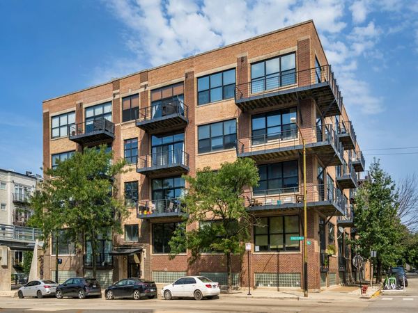 1751 N WESTERN Avenue, Unit 303, Chicago, IL 60647