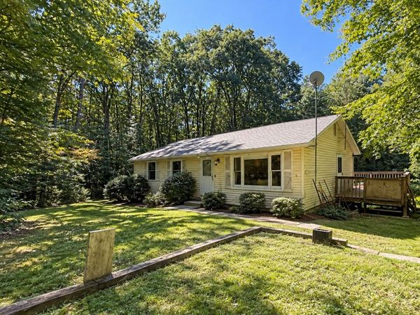 42 Boyden Rd, Pelham, MA 01002