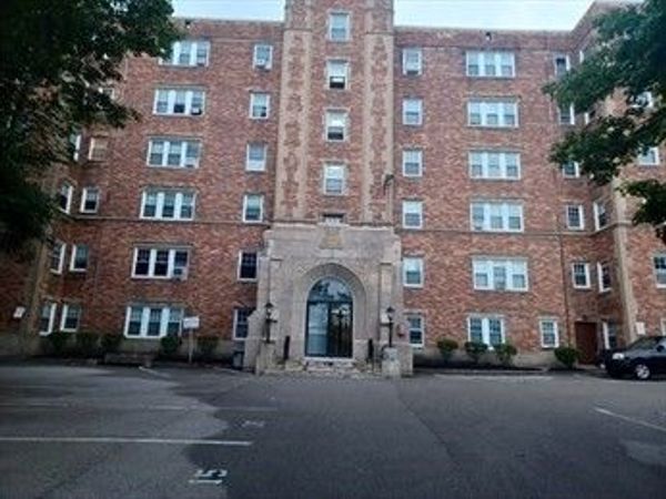 195 Thomas Burgin Pkwy, Unit 511, Quincy, MA 02169