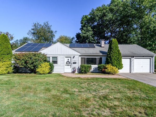11 Spring Valley Rd, Natick, MA 01760