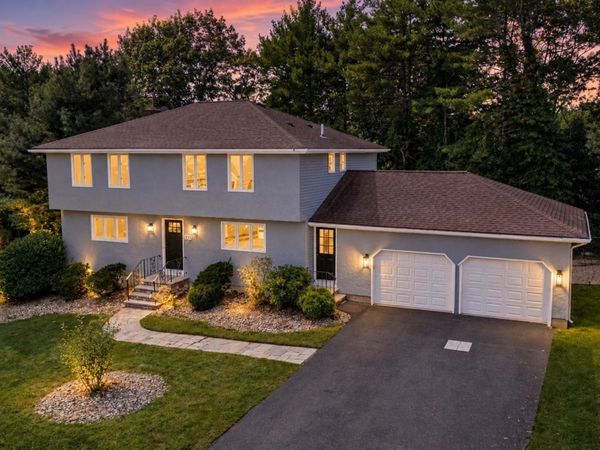 151 Rockland Dr, Brockton, MA 02301