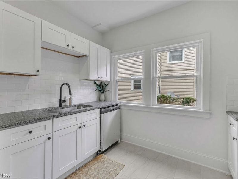 3498 Tullamore Road, University Heights, OH 44118 Photo 10
