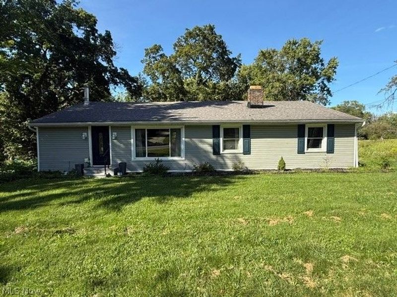 1087 Krumroy Road, Akron, OH 44306 Photo 1